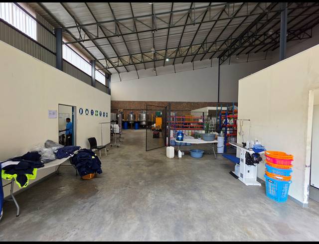 677M² WAREHOUSE TO LET IN COSMO BUSINESS PARK